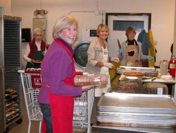 2011 Thanksgiving at St. Anthony's Soup Kitchen - Happy in the Kitchen 2011 Thanksgiving at St. Anthony's Soup Kitchen - Happy in the Kitchen